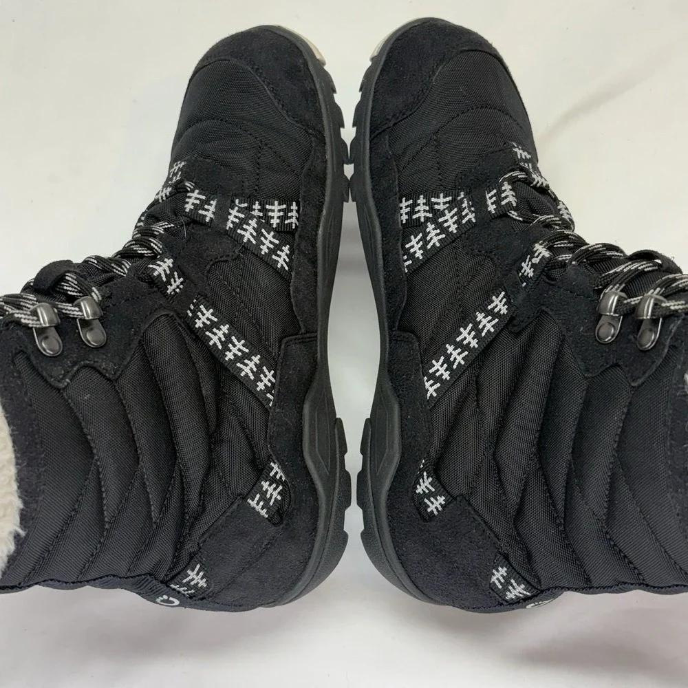 Xero Shoes Womens US 7.5 Alpine Waterproof  Boots Insulated Barefoot Zero Drop